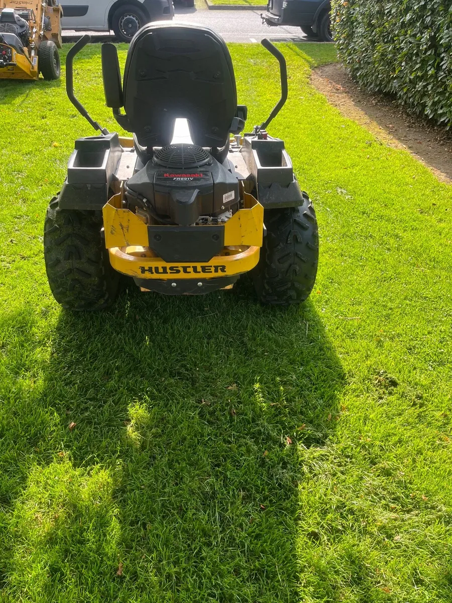 Zero turn lawn mower - Image 4