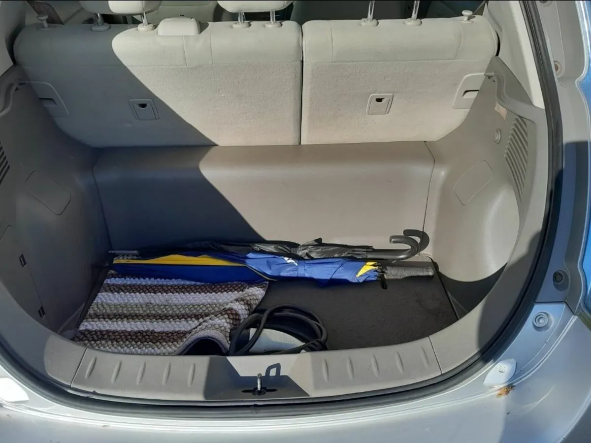 Nissan Leaf 2013 - Image 4