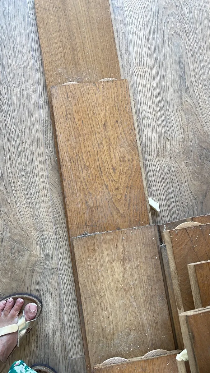 Solid oak timber floor - Image 3