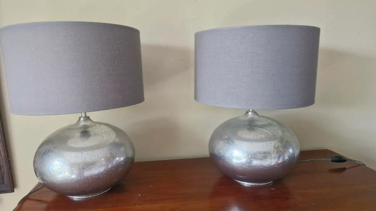 Lamps x 2 - Image 1