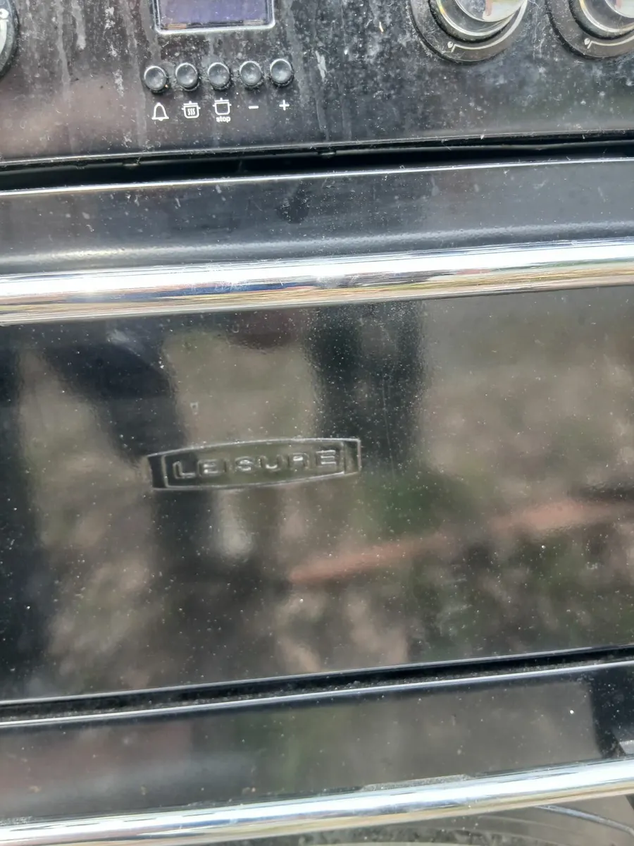 Gas cooker - Image 1