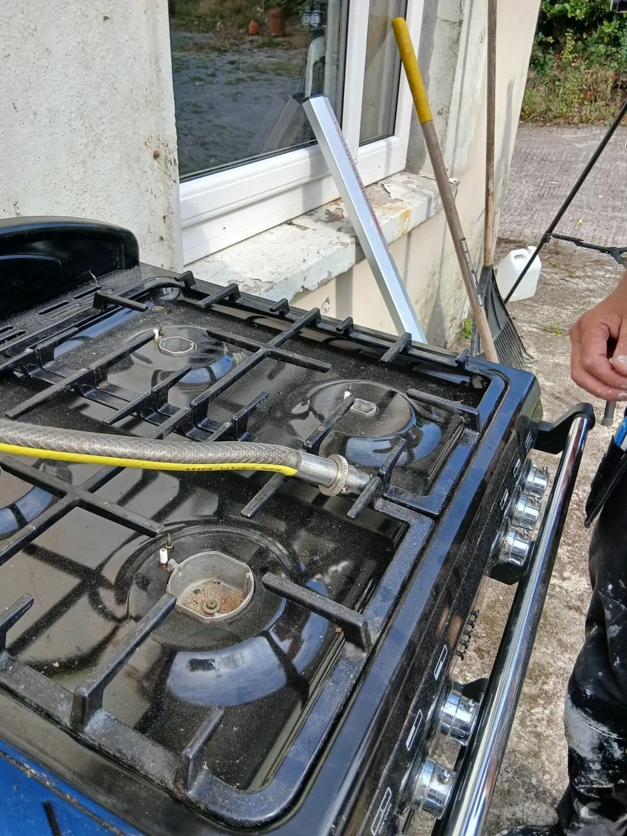 Gas cooker - Image 2