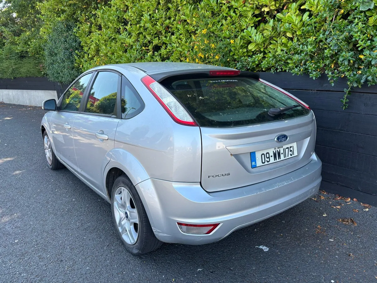 2009 FORD FOCUS FRESH NCT AND TAX - Image 4