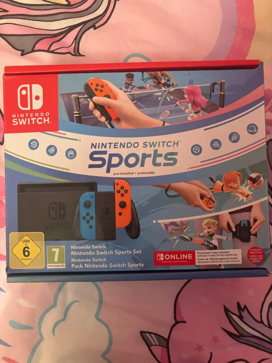 Nintendo switch, games & case. Amazing condition. - Image 2