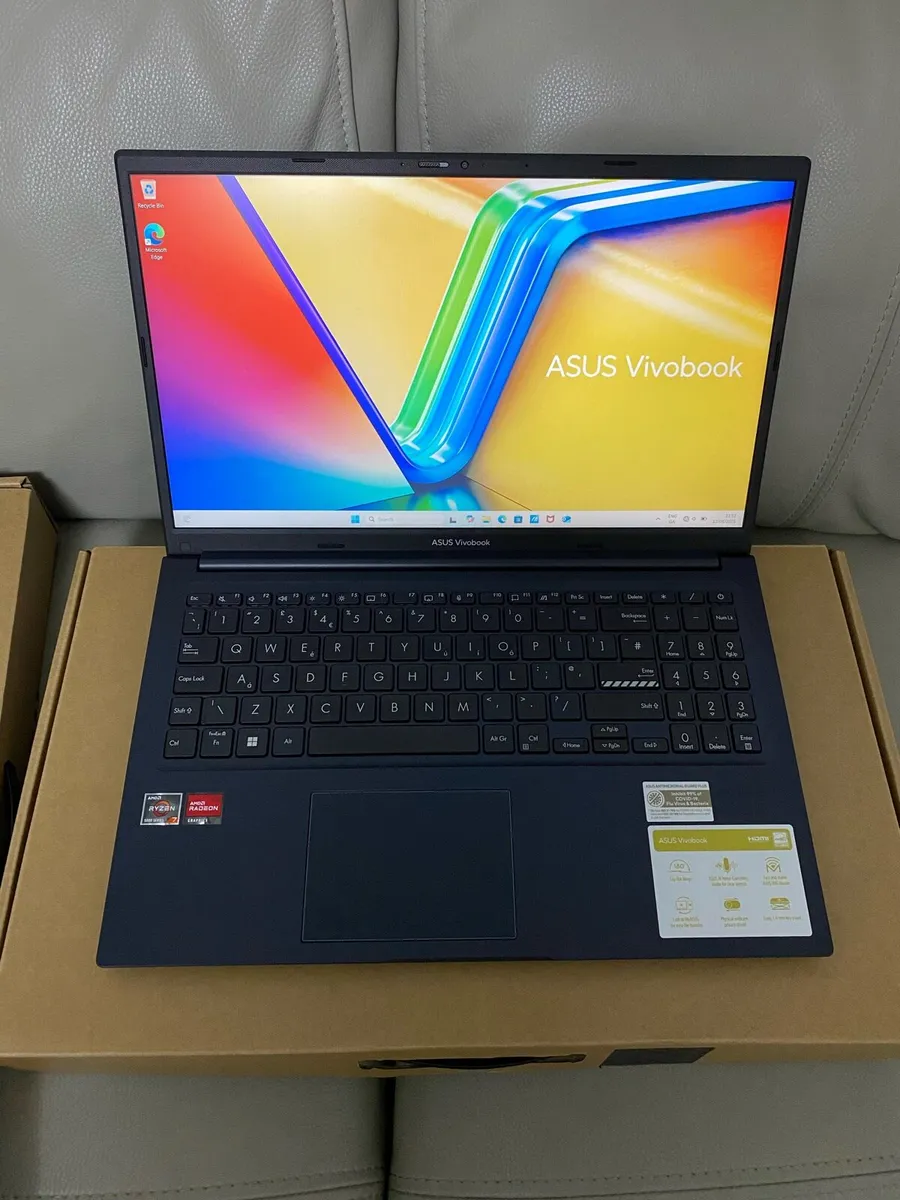 3 x ASUs laptops Ryzen 7 16-512ssd win 11 - Image 1