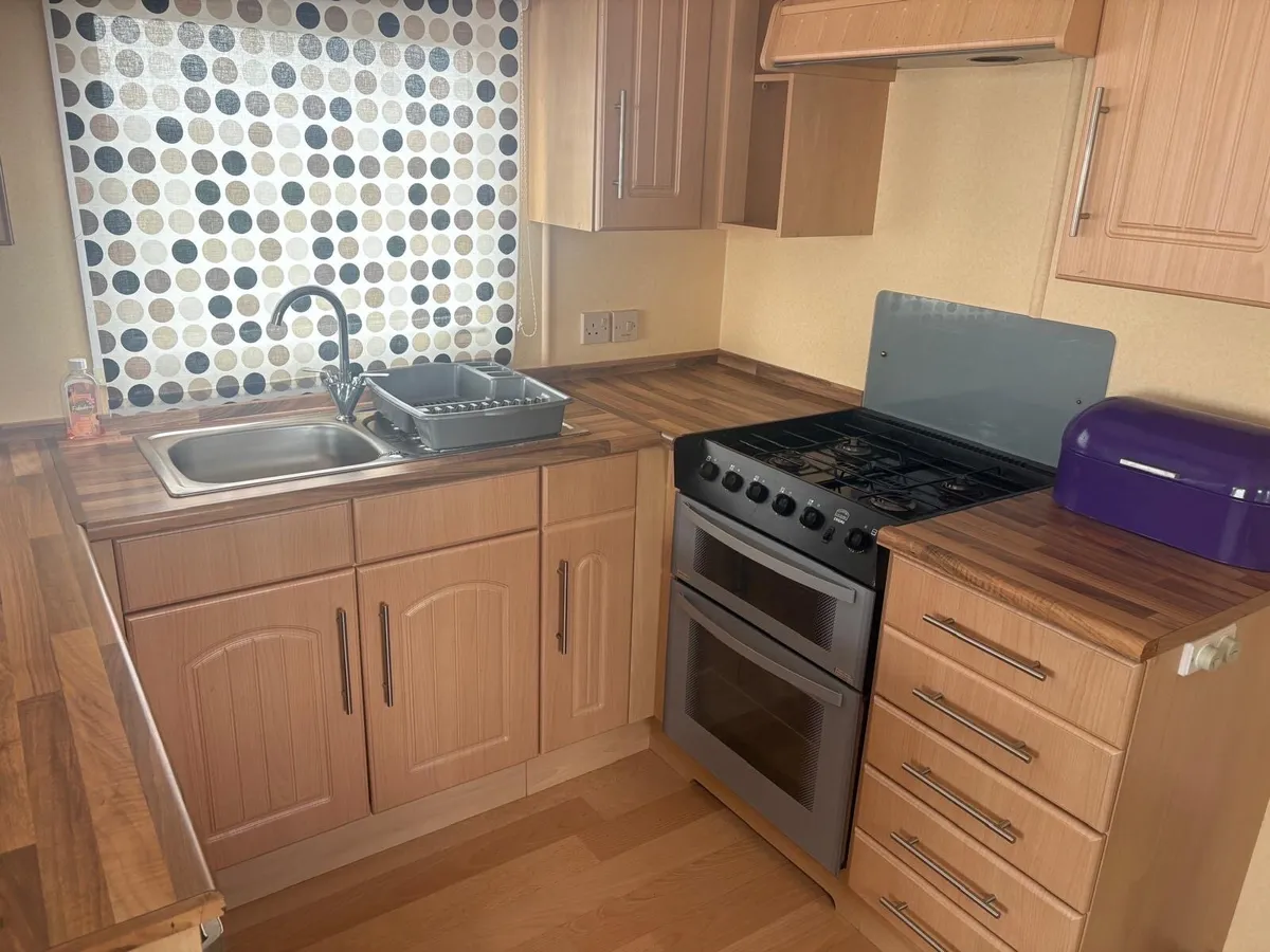 Mobile Home / Static 3 Bedroom Great Condition - Image 3