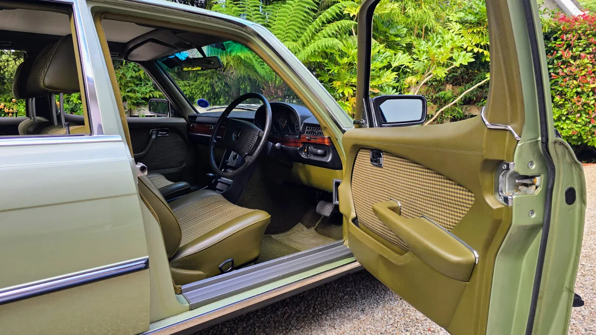 1976 Mercedes-Benz 350SE - Outstanding Condition - Image 4