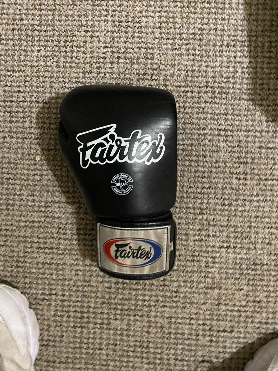 Glove
