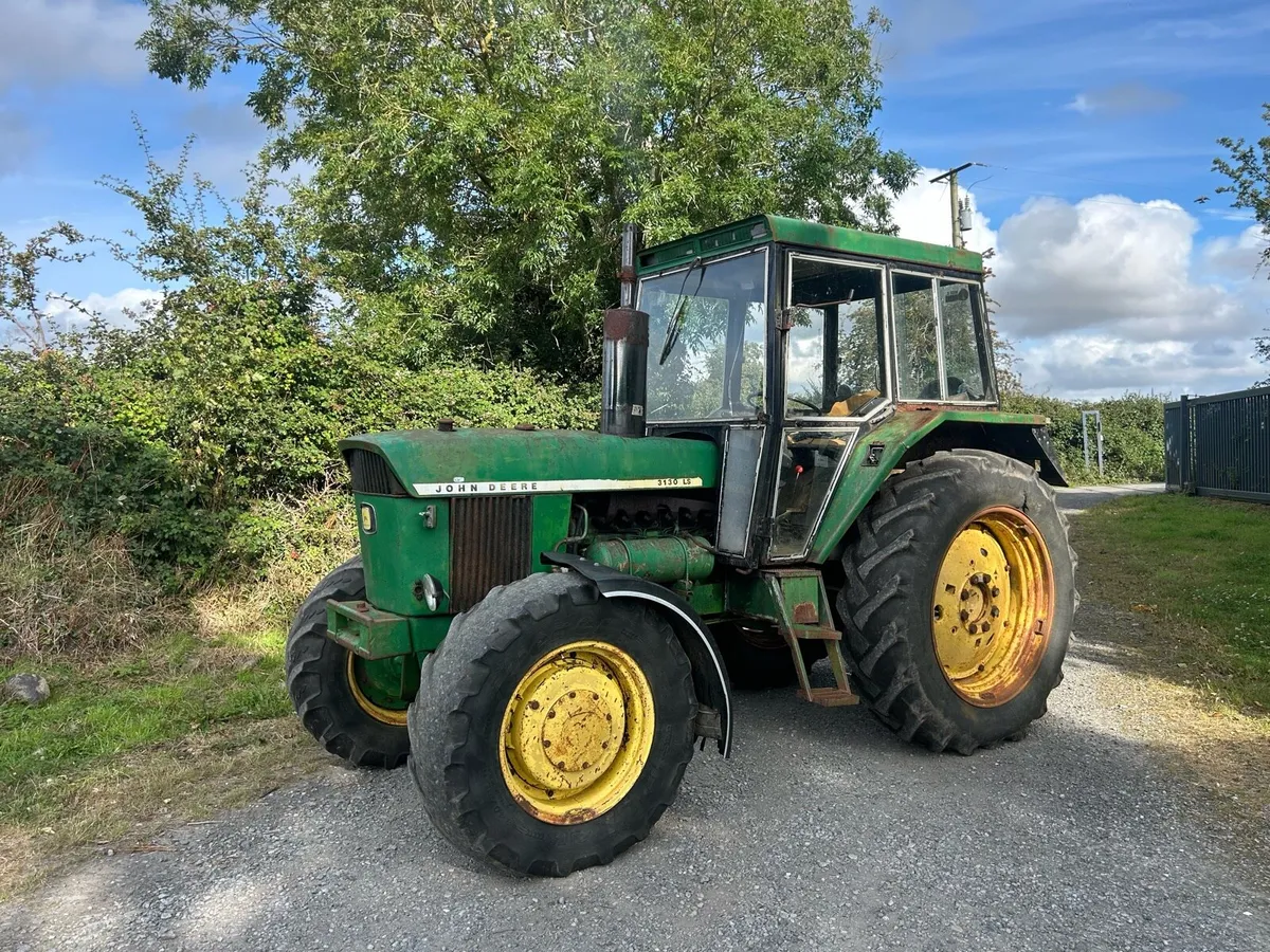 Various Machines for Sale / John Deere Tractor - Image 1