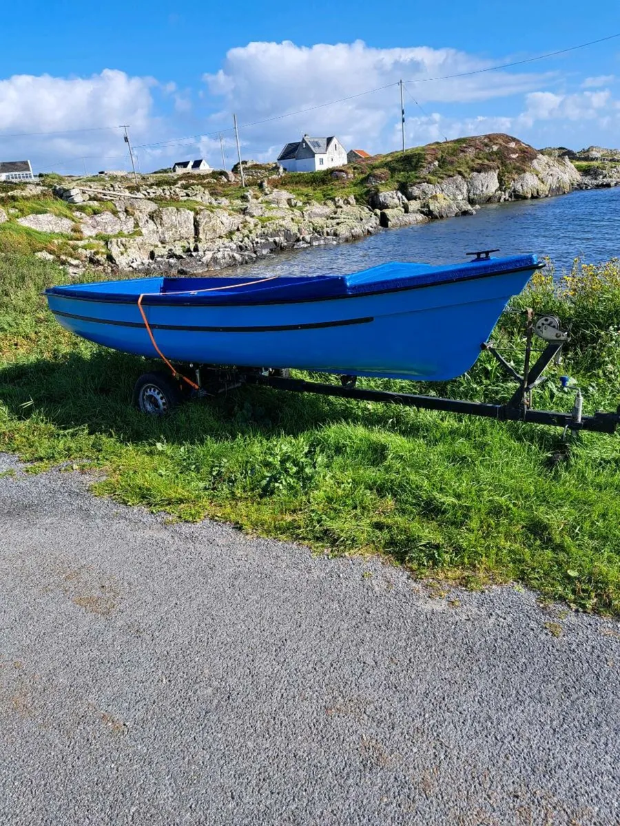 15 ft fibreglass boat - Image 3