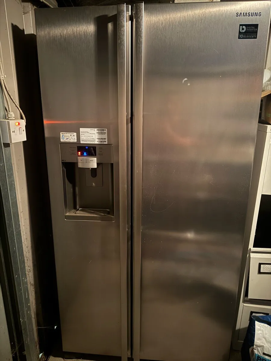 Samsung American Fridge Freezer - Image 2