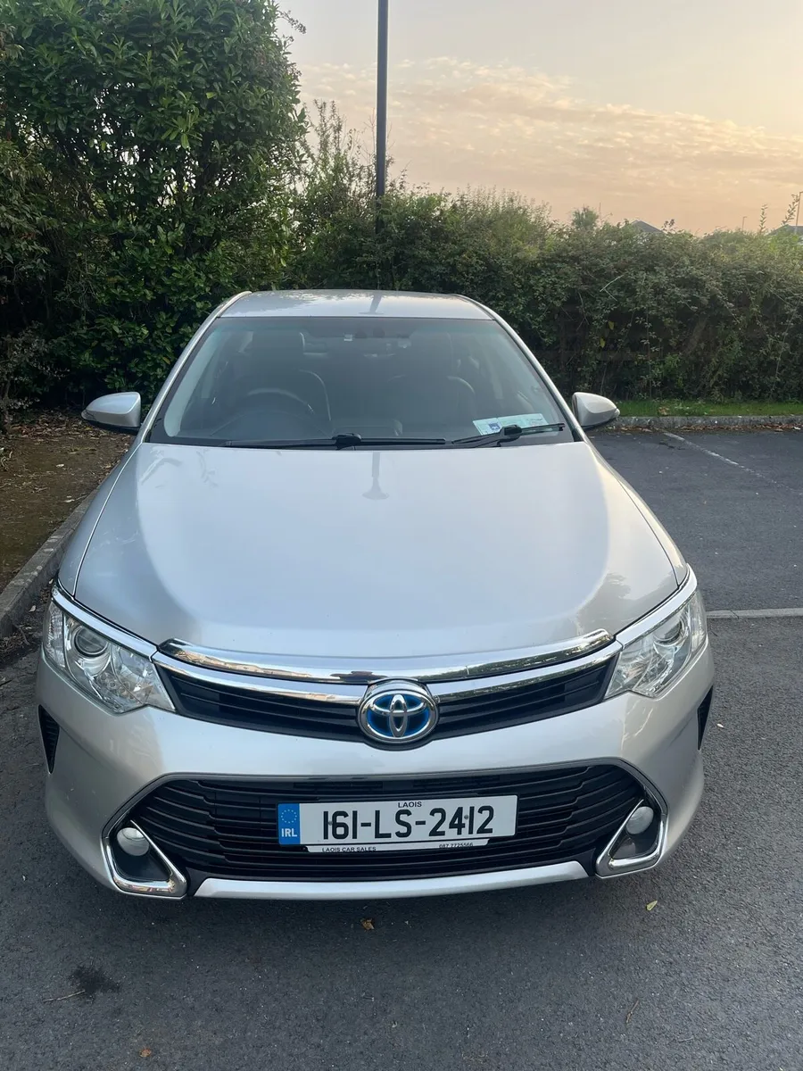 Car - Image 2
