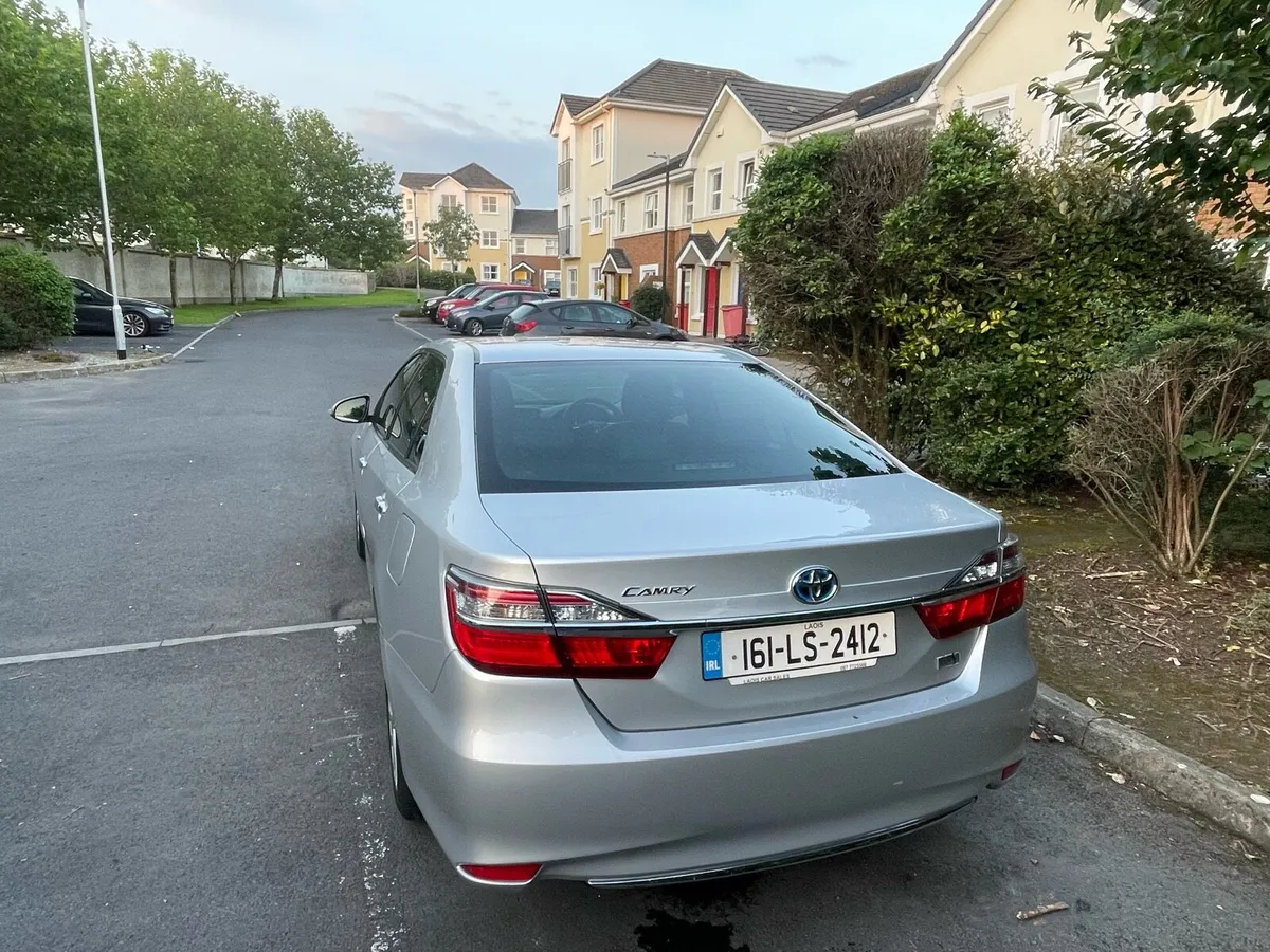 Car - Image 3