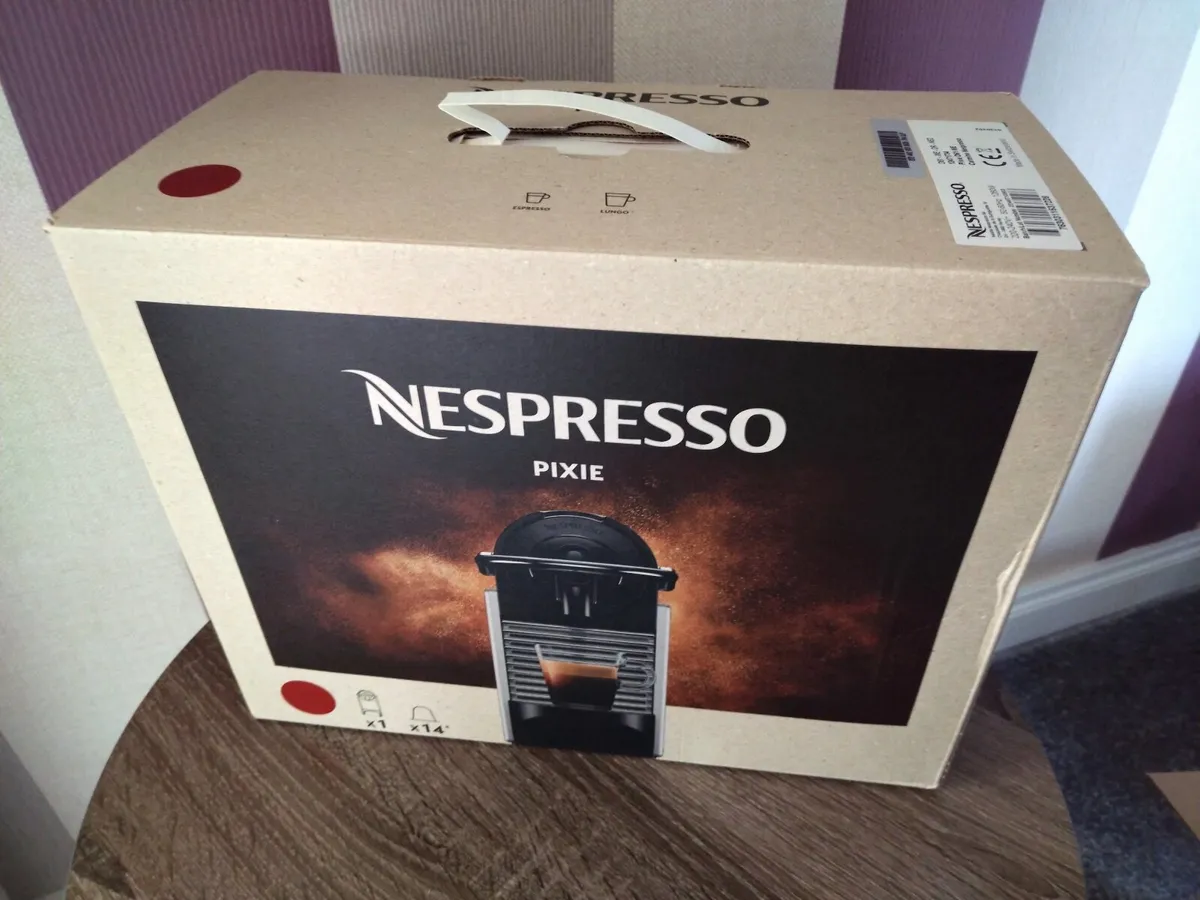 Nespresso Pixie Coffee Machine €100 - Image 1