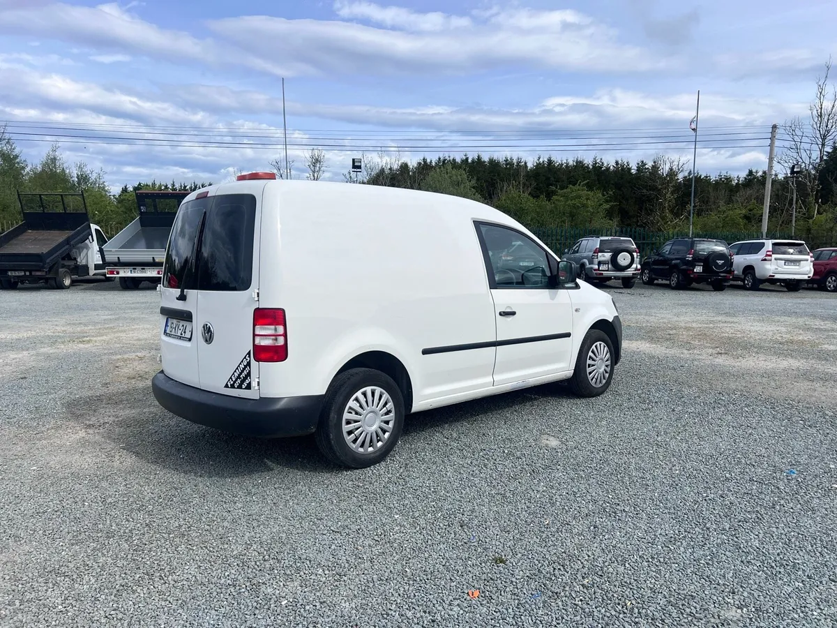 2015 Volkswagen Caddy tax & test - Image 2