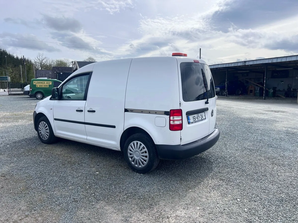 2015 Volkswagen Caddy tax & test - Image 3