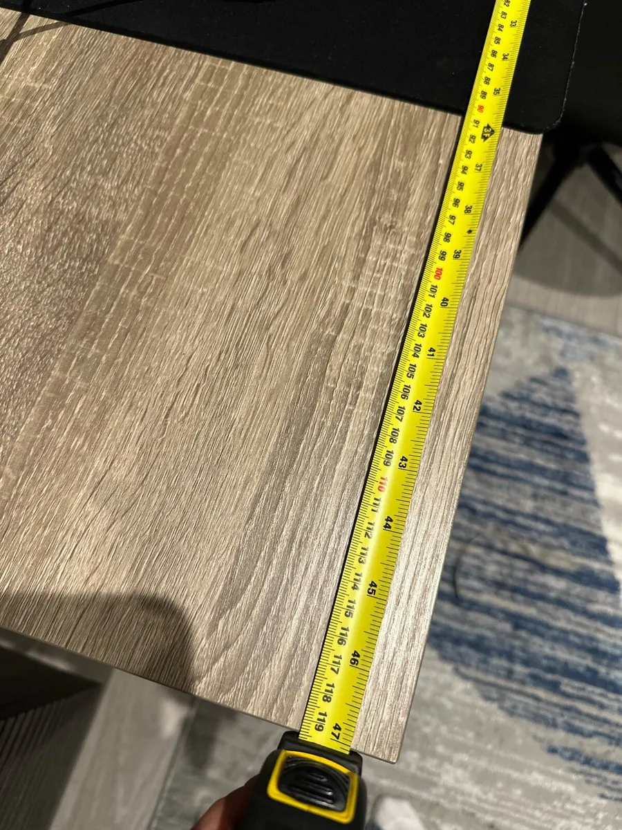 Desk - Image 2