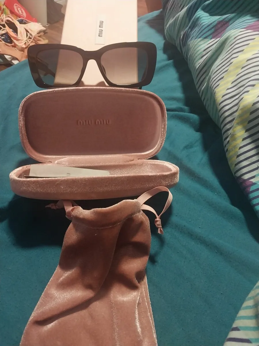 Miu Miu sunglasses genuine frim brown thomas - Image 2
