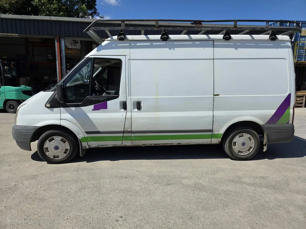 Ford transit  FWD  tested & taxed - Image 1