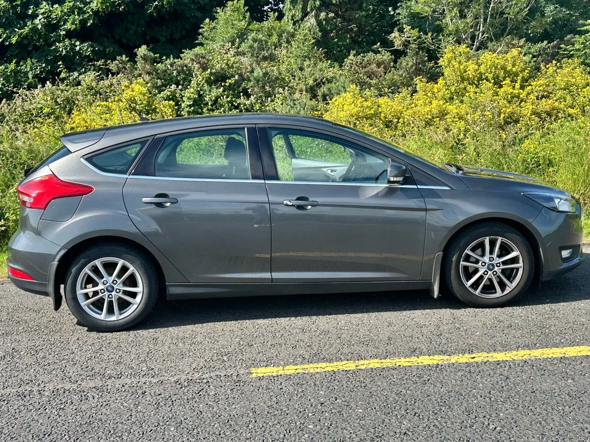 Lovely Ford Focus with brand new 2 years NCT & Tax - Image 2