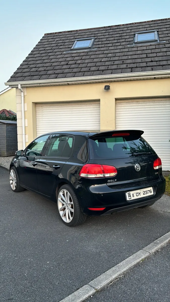 Volkswagen Golf mk6 1.6tdi 2011 - Image 1