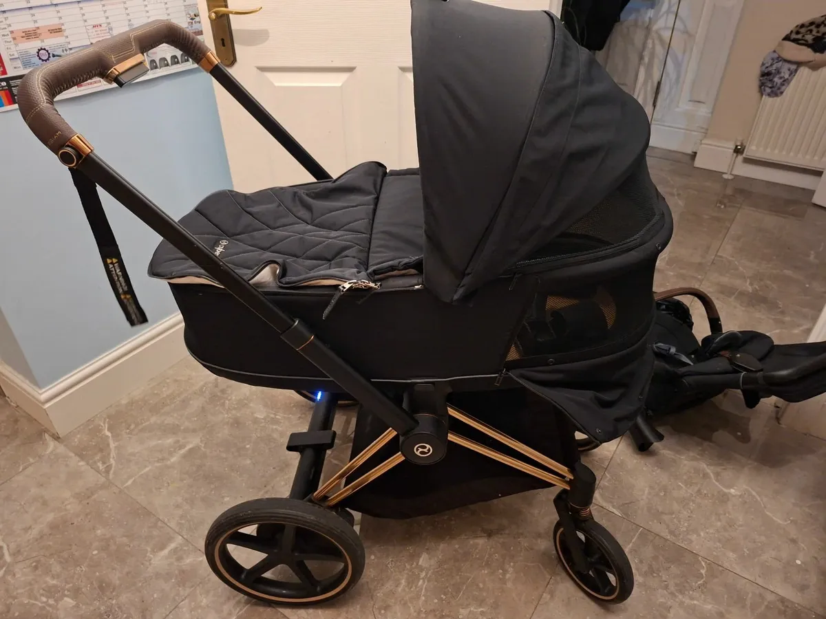 Cybex e-Priam,carry cot,car seat - Image 3