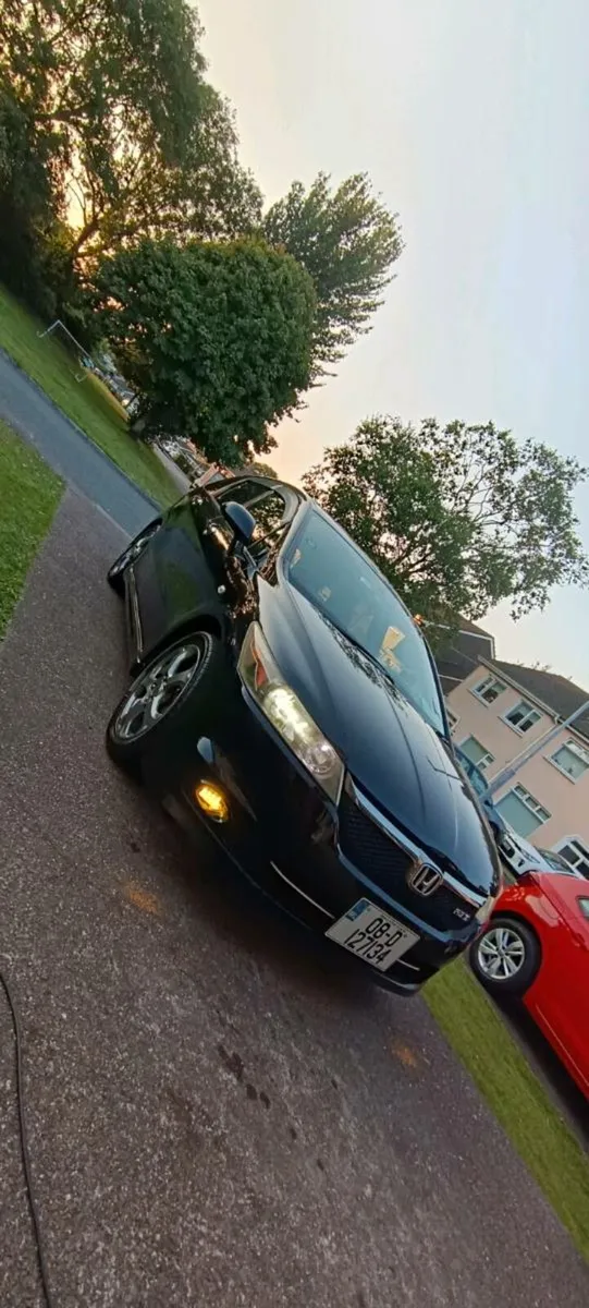 Honda Stream RSZ Automatic - Image 1