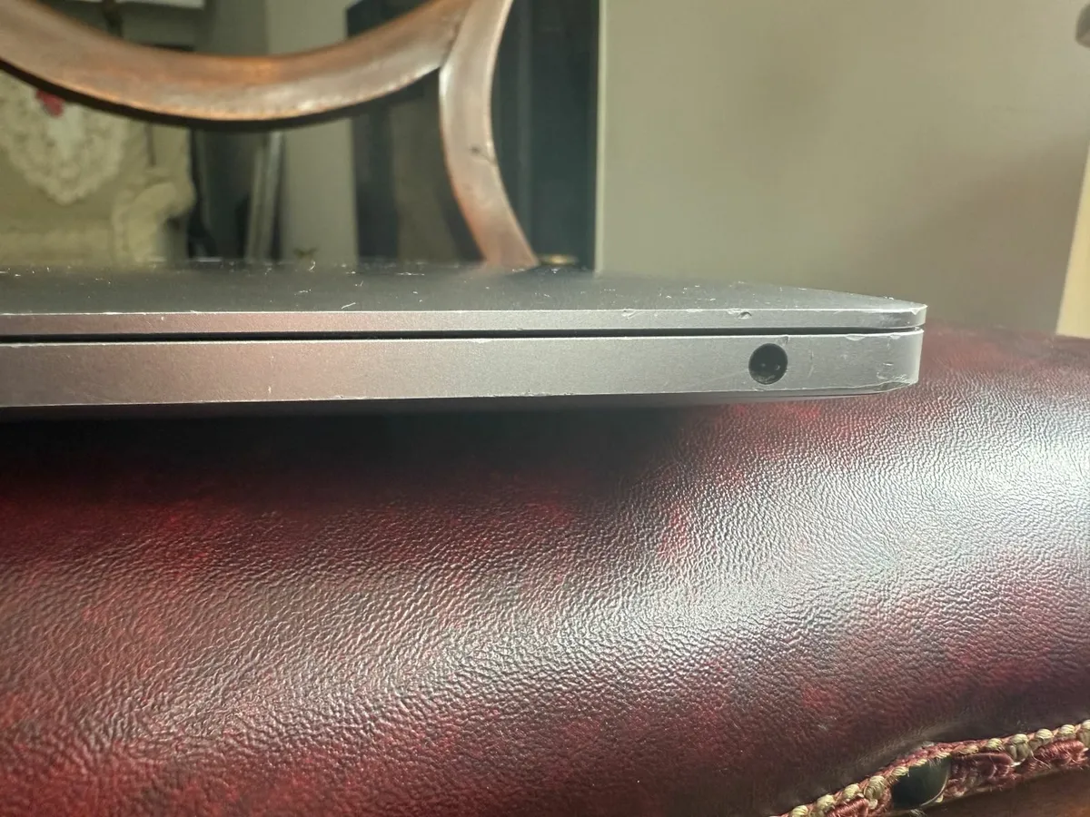 Apple MacBook Pro 13 M1 16GB RAM 1TB SSD 87% Batt - Image 3