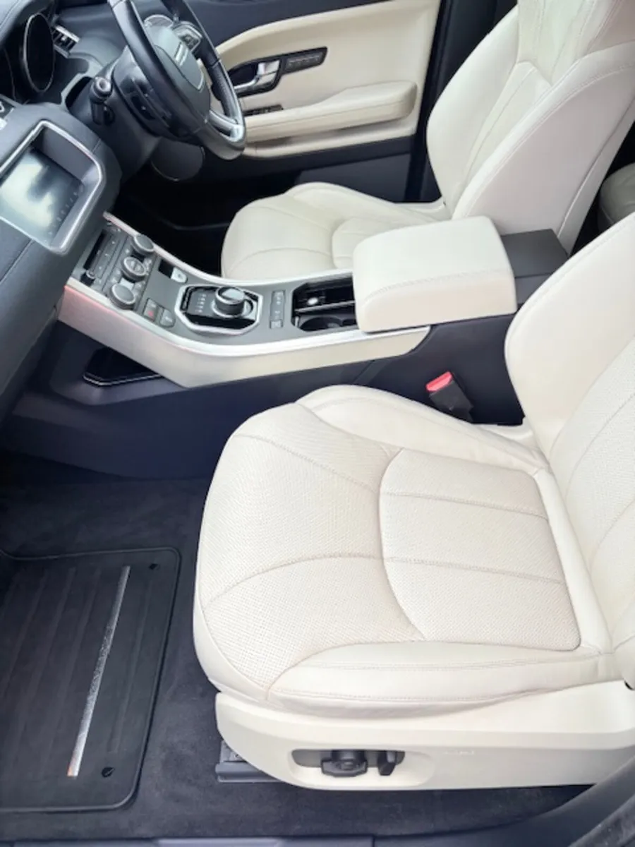 Land Rover Range Rover Evoque 2018 - Image 4