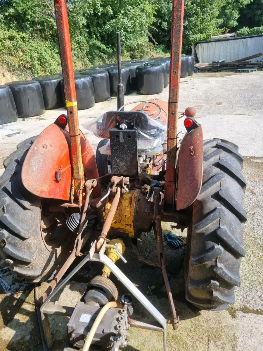 Massey 35 - Image 2