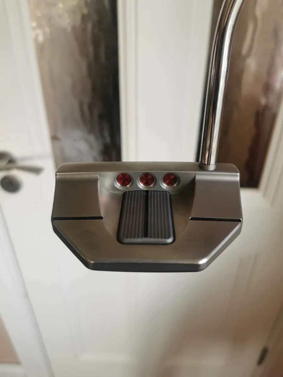 Scotty Cameron Golo 5 Putter - Image 2