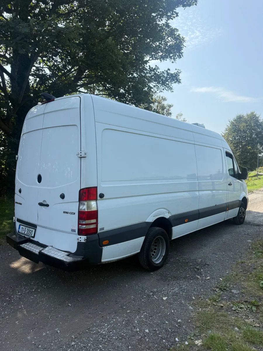 Mercedes-Benz Sprinter 2017 516 Twin Wheel - Image 4