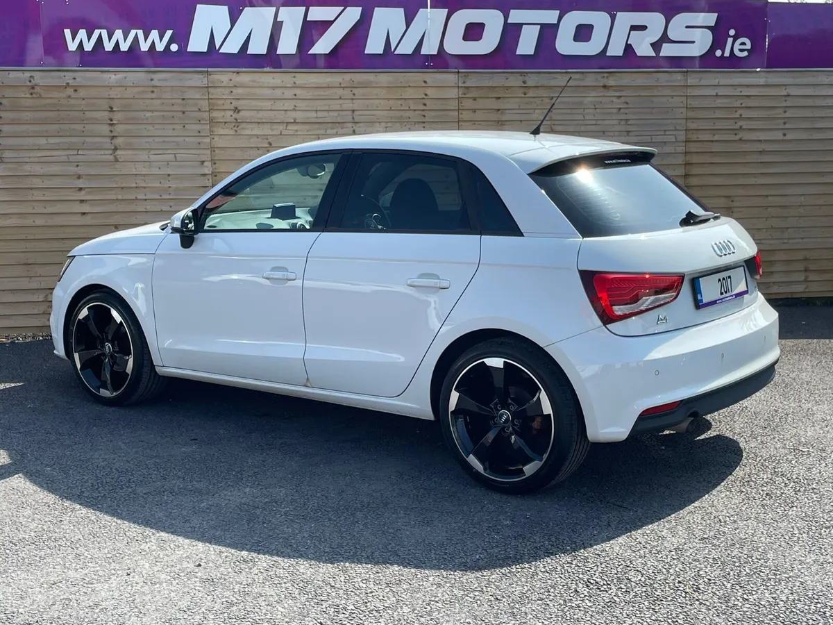 AUDI A1 1.4 TFSI AUTO LOW KMS - Image 3
