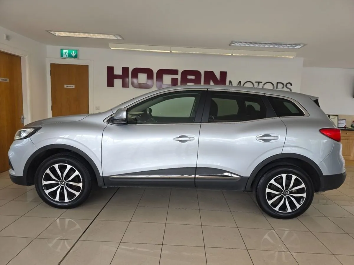 Renault KADJAR Equilibre TCE 140 My22 5DR - Image 4