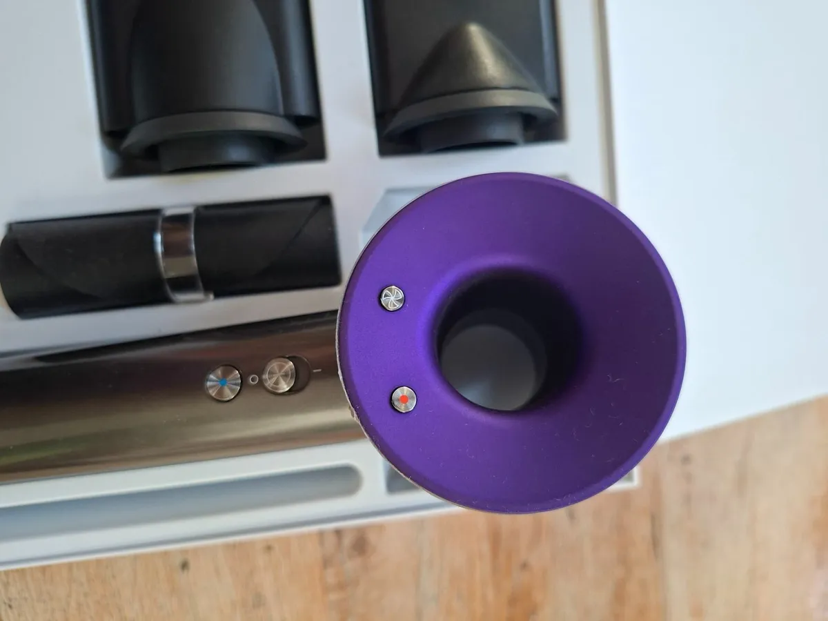Dyson hair dryer - supersonic - Image 2