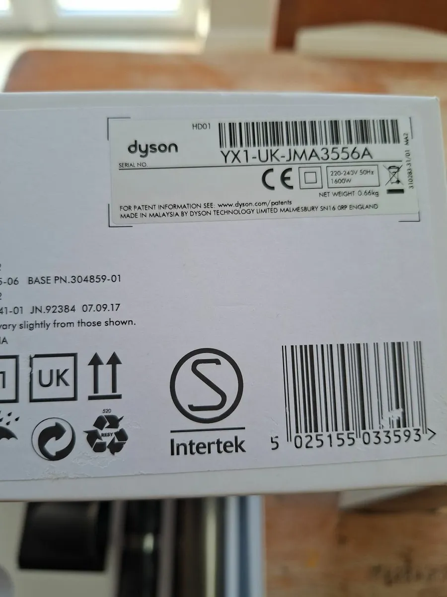 Dyson hair dryer - supersonic - Image 3