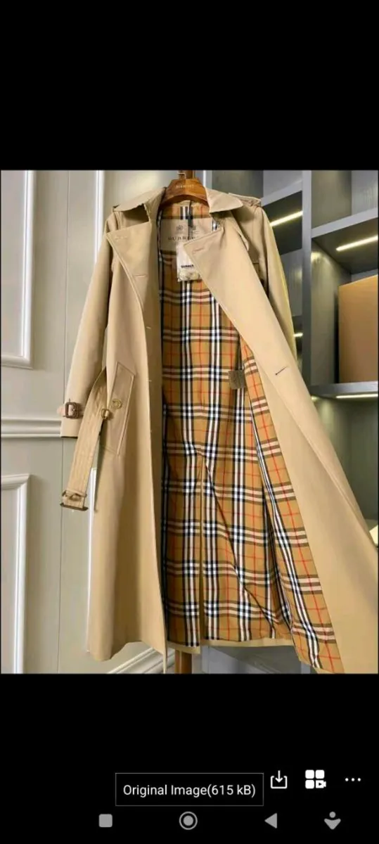 Burberry woman coat new - Image 1