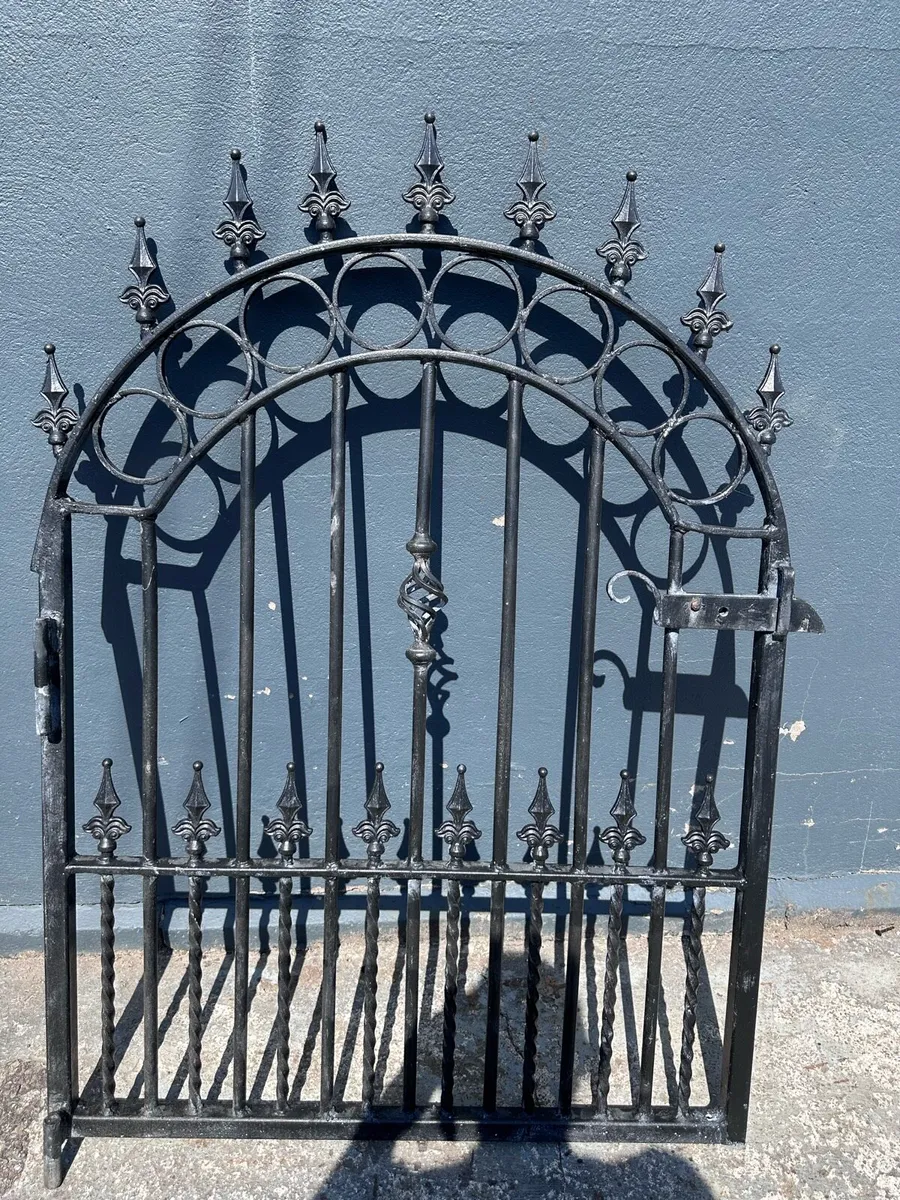 Gates x3 set - Image 4