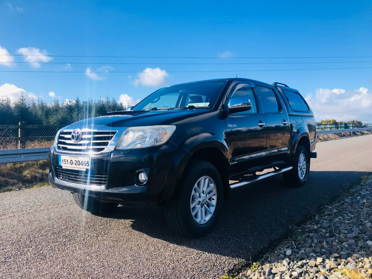 2015 Toyota Hilux Invincible - Image 1
