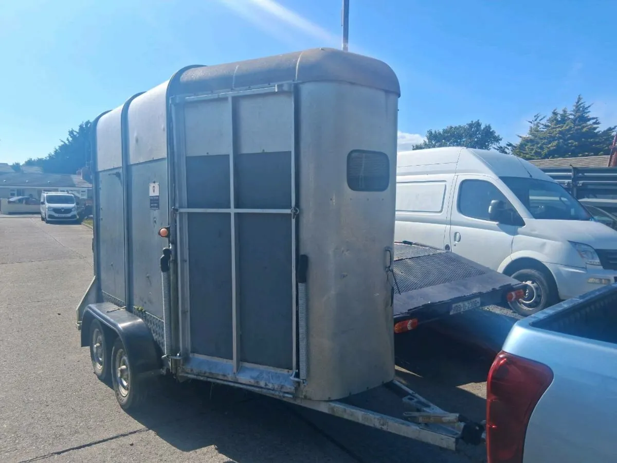 Ifor williams double horse box - Image 3