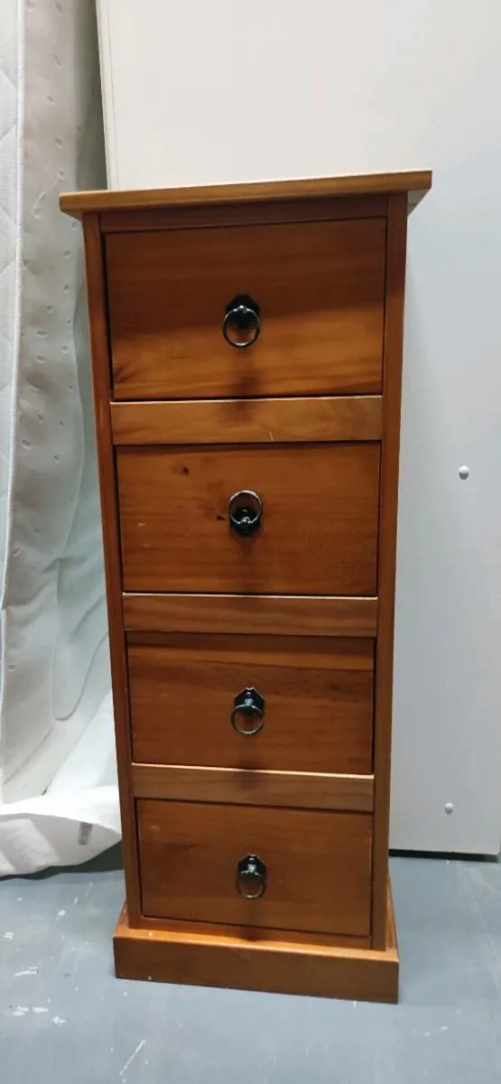 Tall boy pine chest of drawers - Image 1