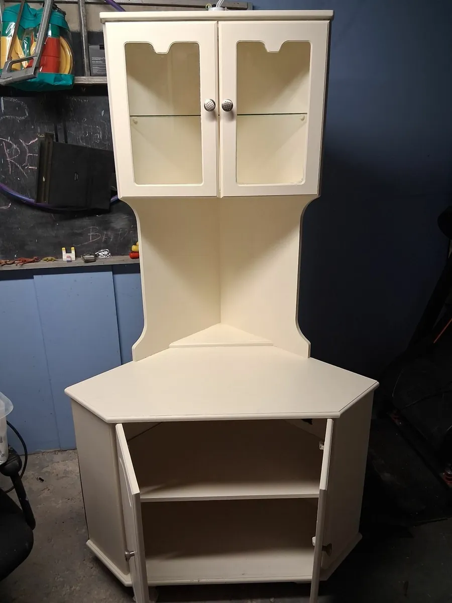 Furniture...A Corner Unit - Image 4