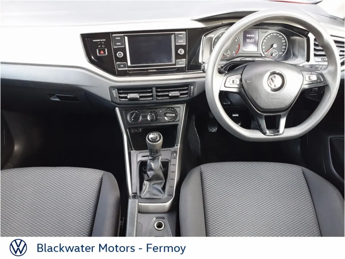 Volkswagen Polo 1.0 65BHP 5DR TRENDLINE WITH TECHN - Image 3