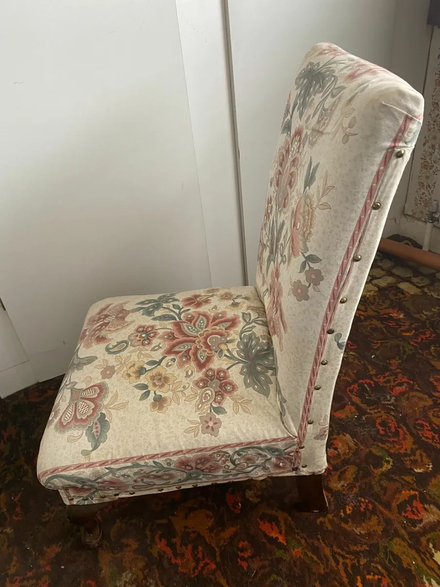 2 Occasional Chairs - Image 3