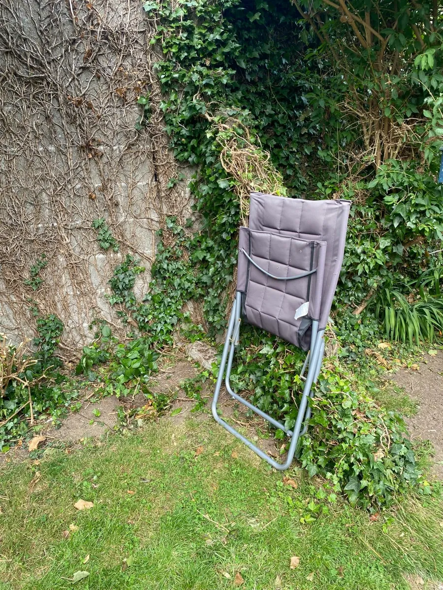 Padded Folding Chair - Image 2