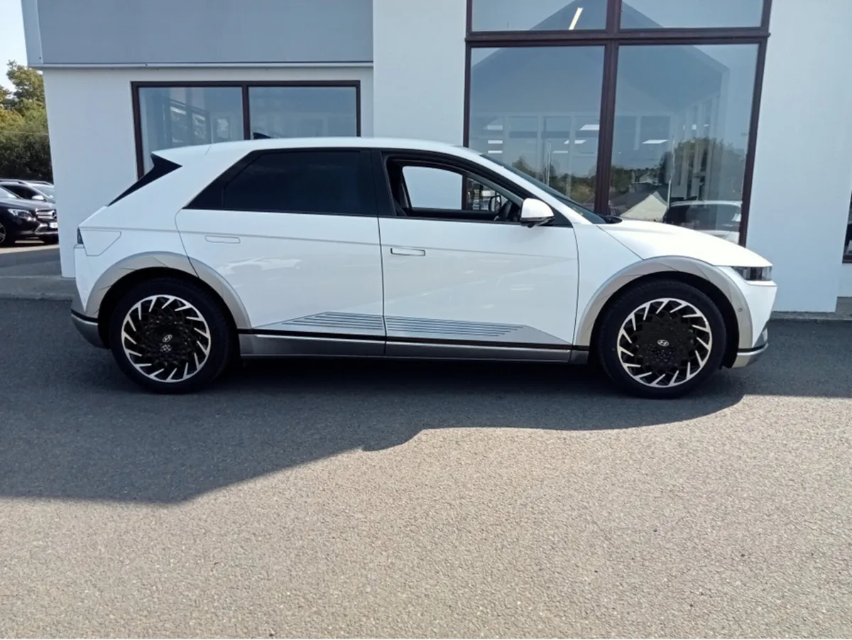 Hyundai IONIQ 5 VISION 77KWH 5DR AUTO - Image 3