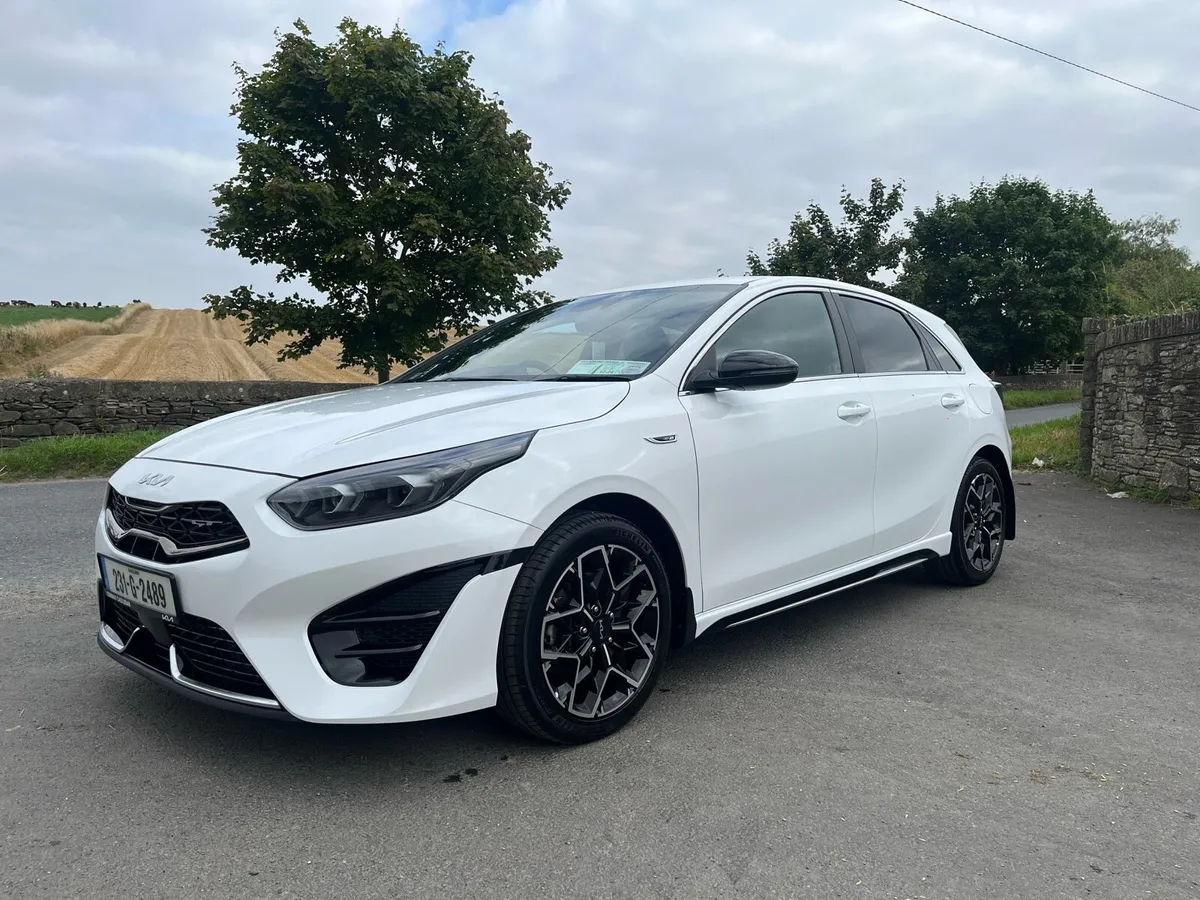 Kia Ceed Gt Line 2023 - Image 3
