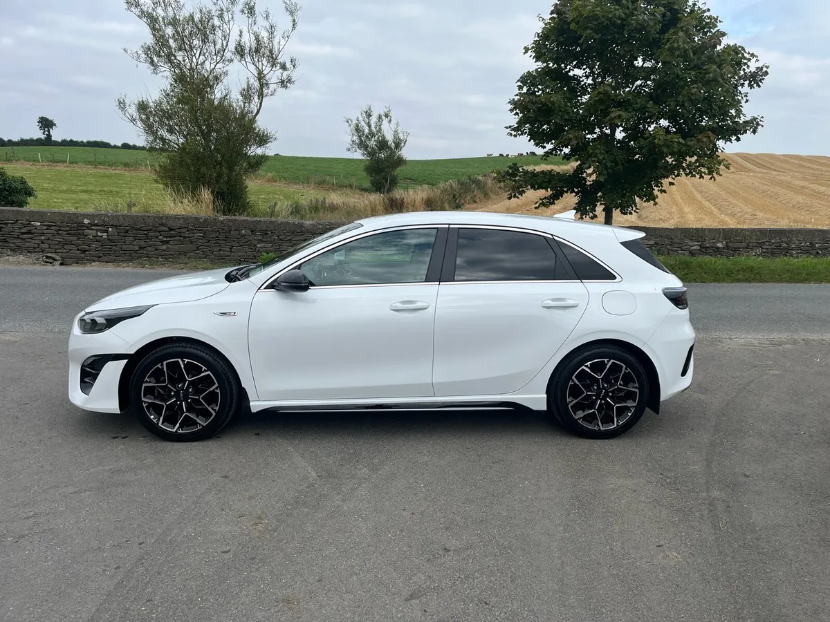 Kia Ceed Gt Line 2023 - Image 4