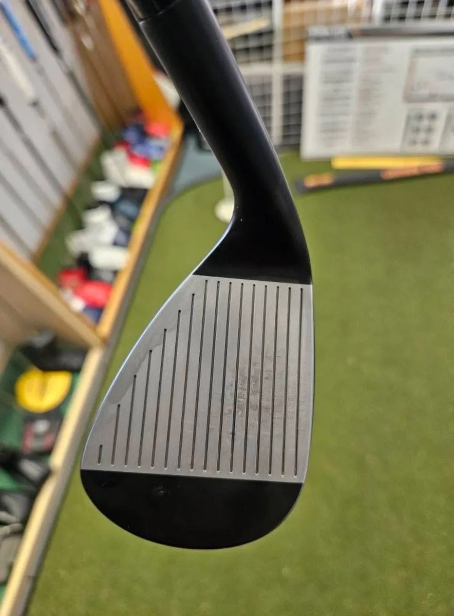 Mizuno Pro Black Gap Wedge - Image 4