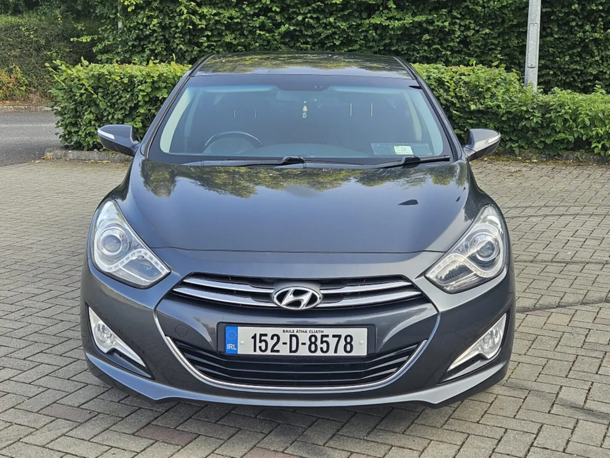 Hyundai i40 1.7 DIESEL EXECUTIVE 4DR SALOON * HIGH - Image 2